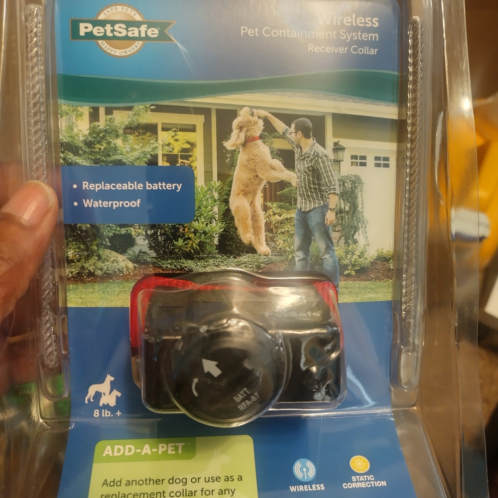 PetSafe Red and Black Wireless Collar